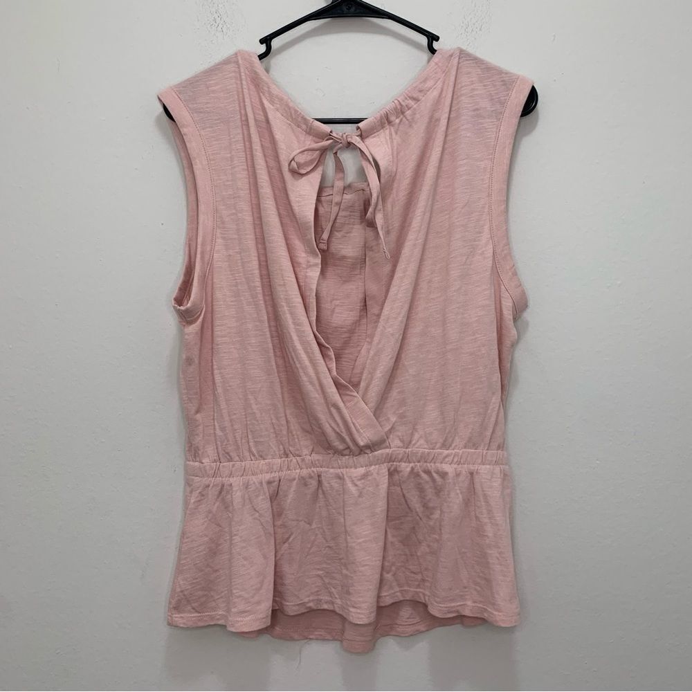 Banana Republic Pink Open Back Malibu Tee Size Small - Picture 2 of 7